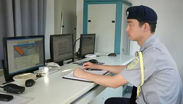 長春鴻石物業在管理中引進巡更棒